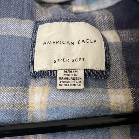 American Eagle button-down w/ hood - Picture 2 of 3